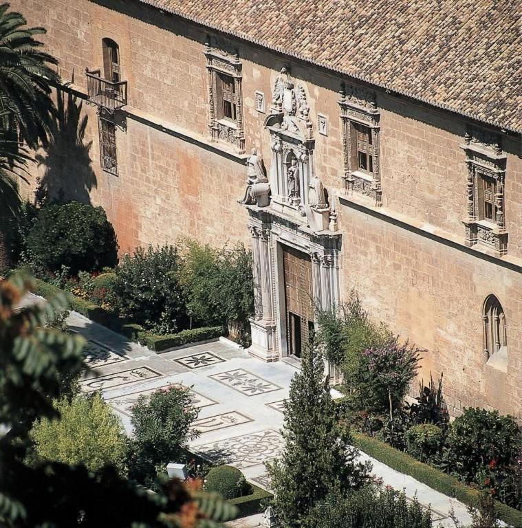 Apartamentos Junto A Jardines Del Triunfo Granada Exteriér fotografie